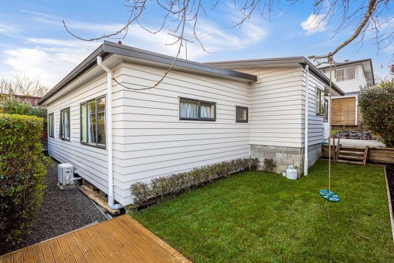 Photo of property in 59 Royal Road, Massey, Auckland, 0614
