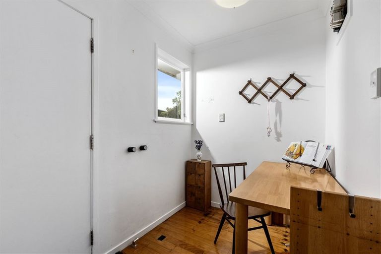 Photo of property in 20 Mcphail Street, Birkdale, Auckland, 0626