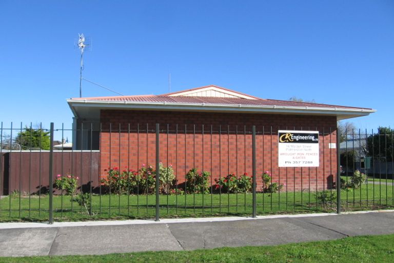 Photo of property in 116 Vogel Street, Roslyn, Palmerston North, 4414