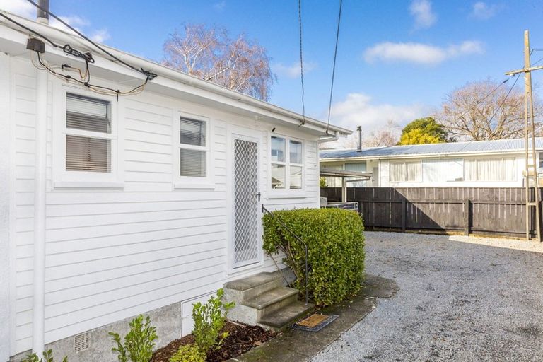 Photo of property in 2/504 Fergusson Drive, Trentham, Upper Hutt, 5018