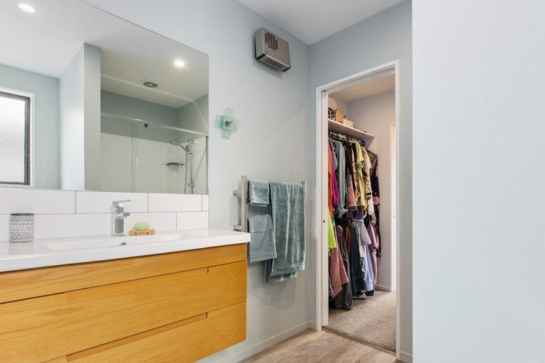 Photo of property in 188 Travis Road, New Brighton, Christchurch, 8083