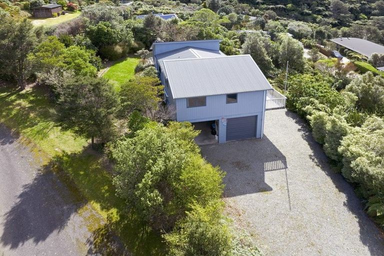 Photo of property in 20 Worlds End Road, Tennyson Inlet, 7195