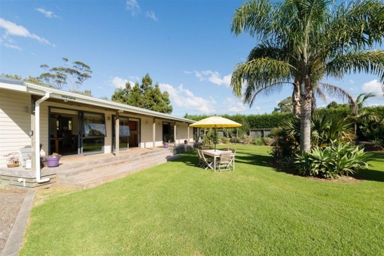 Photo of property in 2 Cochrane Drive, Kerikeri, 0230