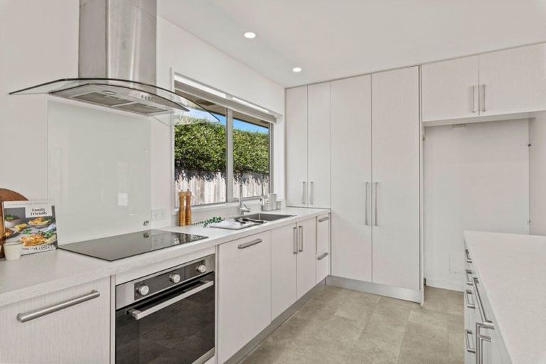 Photo of property in 48 Tutaipatu Avenue, Pegasus, 7612