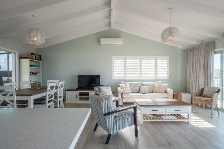 Photo of property in 25 Pare Street, Wainui, Gisborne, 4010