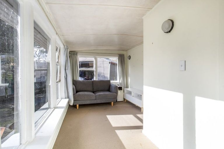 Photo of property in 1812 Kaipara Coast Highway, Kaukapakapa, 0984