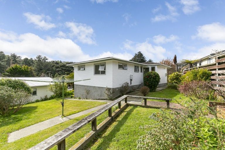 Photo of property in 13 Carvel Lane, Whitby, Porirua, 5024