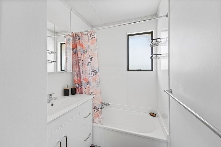 Photo of property in 48a Hartford Avenue, Papamoa Beach, Papamoa, 3118