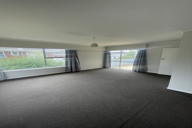 Photo of property in 11 Waitemata Road, Hauraki, Auckland, 0622