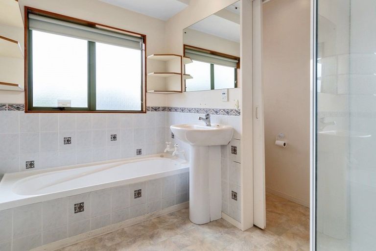 Photo of property in 45a Sylvania Drive, Matua, Tauranga, 3110