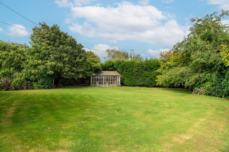 Photo of property in 17 Marama Avenue North, Otatara, Invercargill, 9879