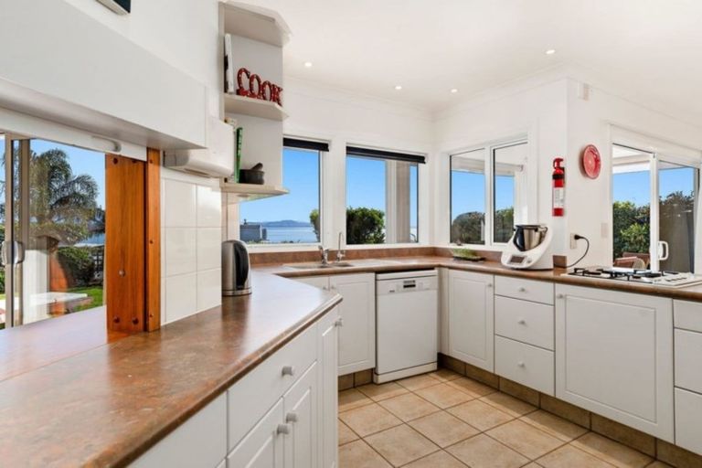 Photo of property in 108 Hamurana Road, Omokoroa, 3114