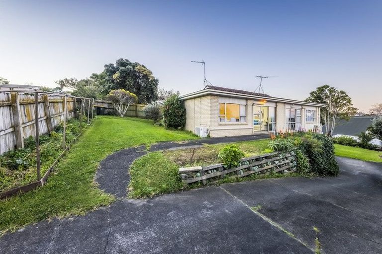 Photo of property in 1/13 Heron Place, Pakuranga Heights, Auckland, 2010