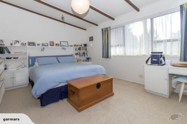 Photo of property in 14 Yeoman Place, Howick, Auckland, 2014