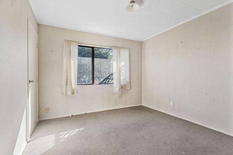 Photo of property in 2/9 Edmund Hillary Avenue, Papakura, 2110