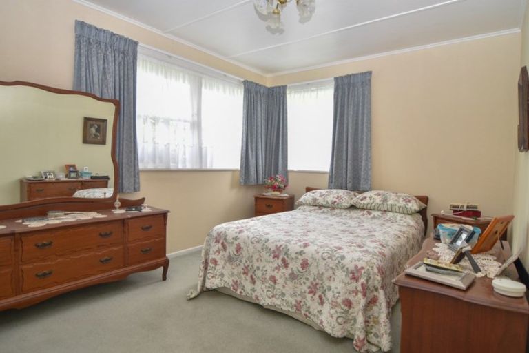 Photo of property in 12 Taverner Street, Carterton, 5713