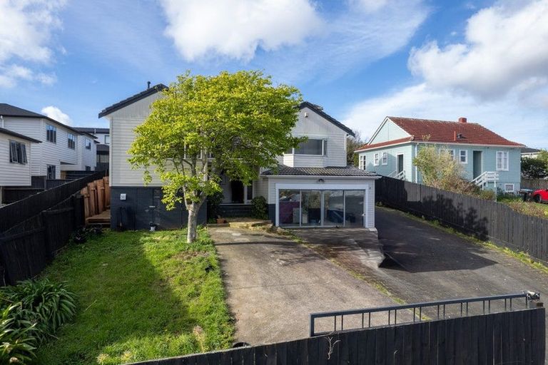 Photo of property in 25 Bremner Avenue, Mount Roskill, Auckland, 1041