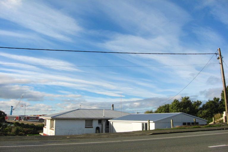 Photo of property in 5 Blackwater Street, Bluff, 9814