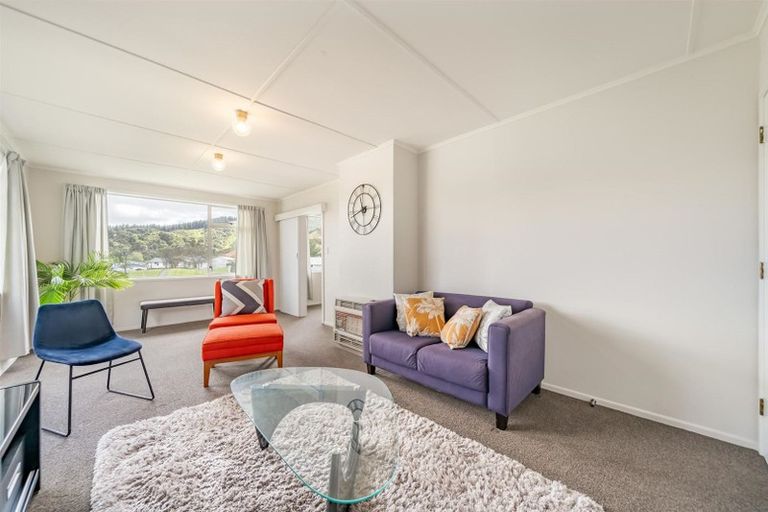 Photo of property in 30 Antrim Crescent, Wainuiomata, Lower Hutt, 5014