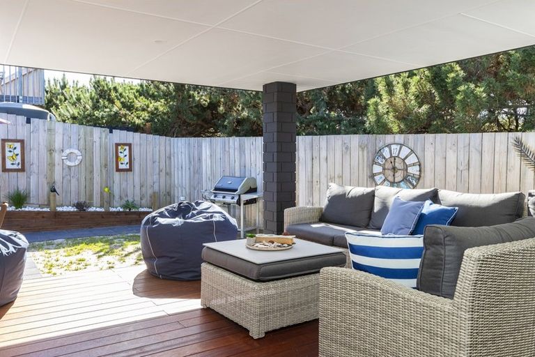 Photo of property in 8 Kitty Frazer Lane, Omaha, 0986