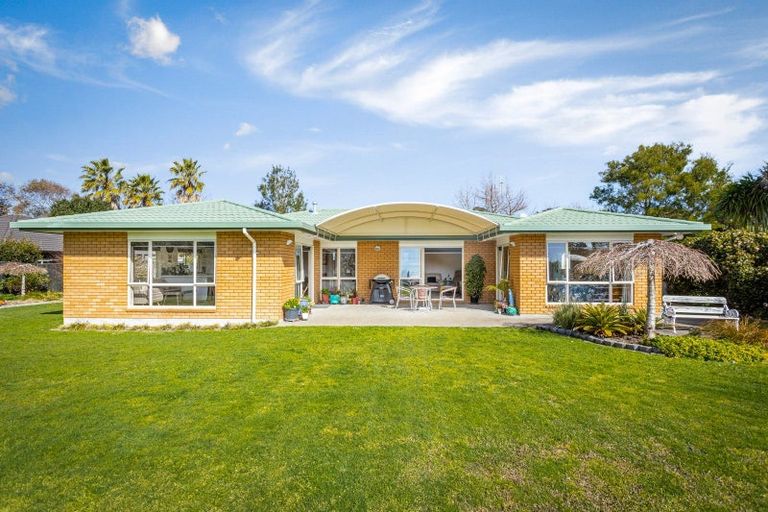 Photo of property in 10 Station Road, Huapai, Kumeu, 0810