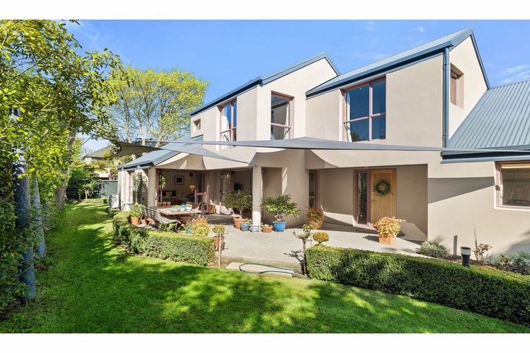 Photo of property in 25a Reeves Road, Opawa, Christchurch, 8023