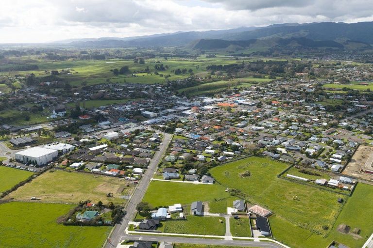 Photo of property in 255 Rangiuru Road, Otaki, 5512