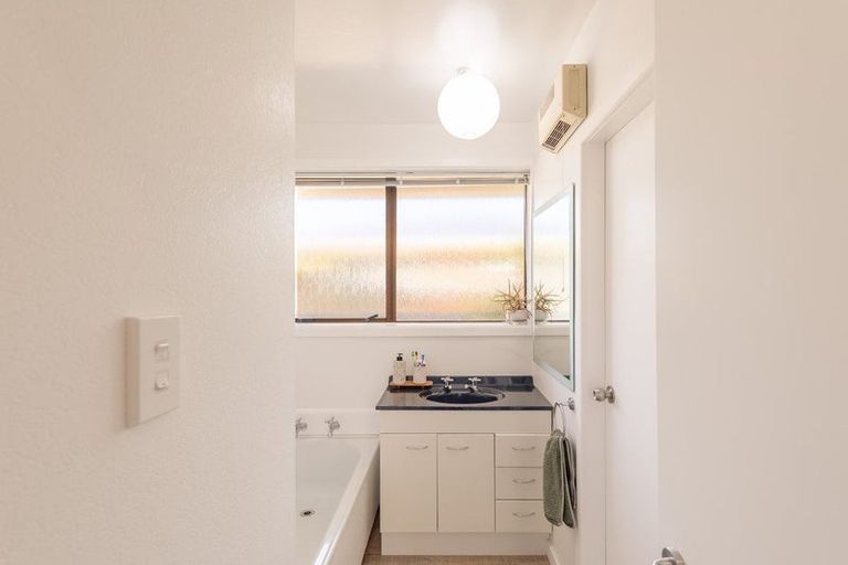 Photo of property in 40 Royalist Avenue, North New Brighton, Christchurch, 8083