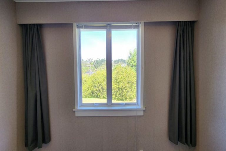 Photo of property in 2/39 Waimea Street, Westown, New Plymouth, 4310