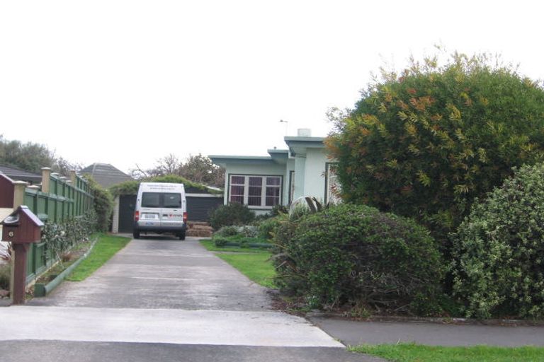 Photo of property in 6 Marama Crescent, Palmerston North, 4414