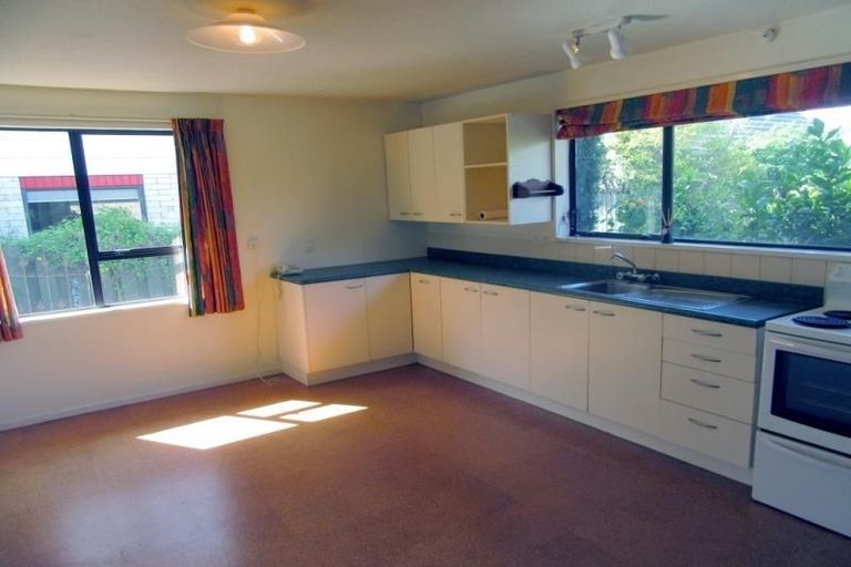 Photo of property in 1/74a Jeffreys Road, Fendalton, Christchurch, 8052