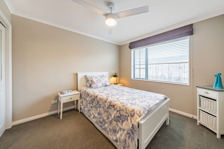 Photo of property in 39 Ebdentown Street, Ebdentown, Upper Hutt, 5018