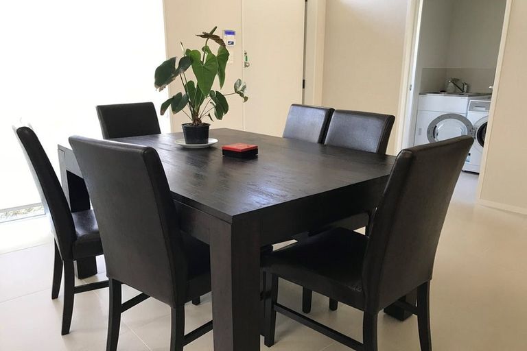 Photo of property in 104 Flat Bush School Road, Flat Bush, Auckland, 2019