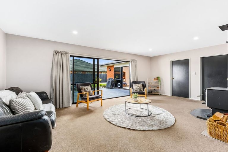 Photo of property in 92 Roydon Drive, Templeton, Christchurch, 8042