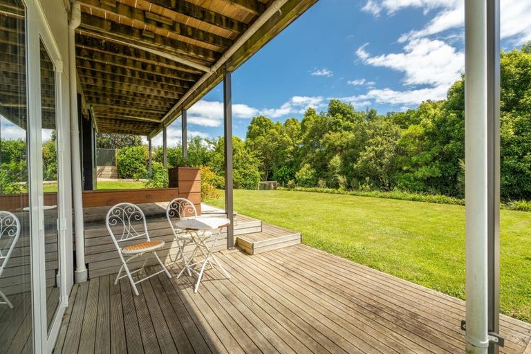 Photo of property in 37 Bay Vista Drive, Pohara, Takaka, 7183