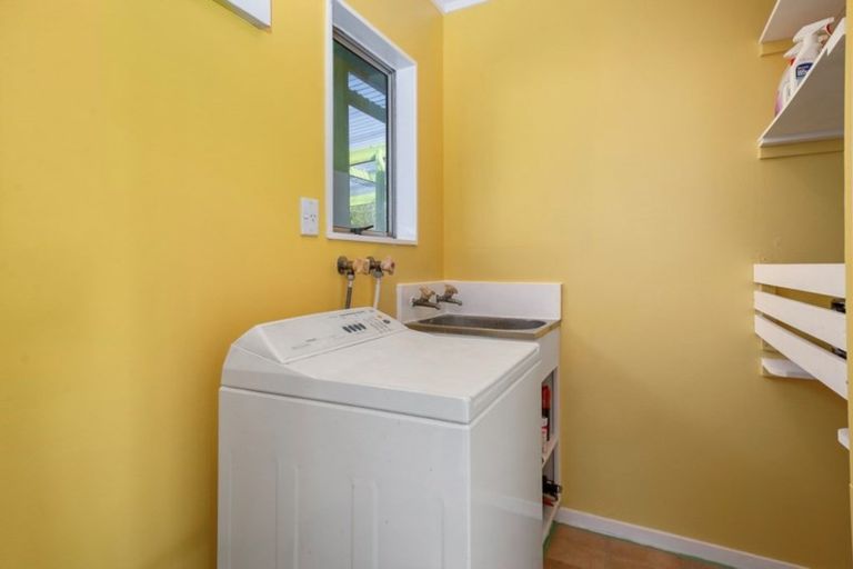 Photo of property in 3 Pohutukawa Drive, Owhata, Rotorua, 3010