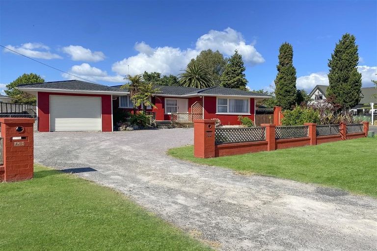 Photo of property in 23 Robinson Avenue, Holdens Bay, Rotorua, 3010