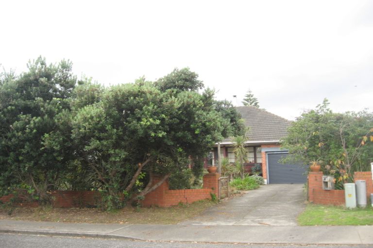 Photo of property in 1 Newry Road, Raumati Beach, Paraparaumu, 5032