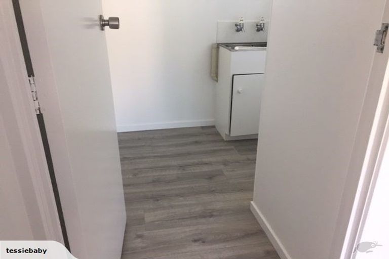 Photo of property in 2/8 Cooke Street, Avenues, Whangarei, 0110