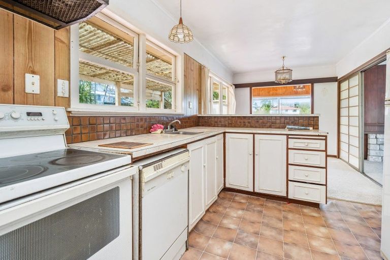 Photo of property in 44 Memorial Drive, Parahaki, Whangarei, 0112