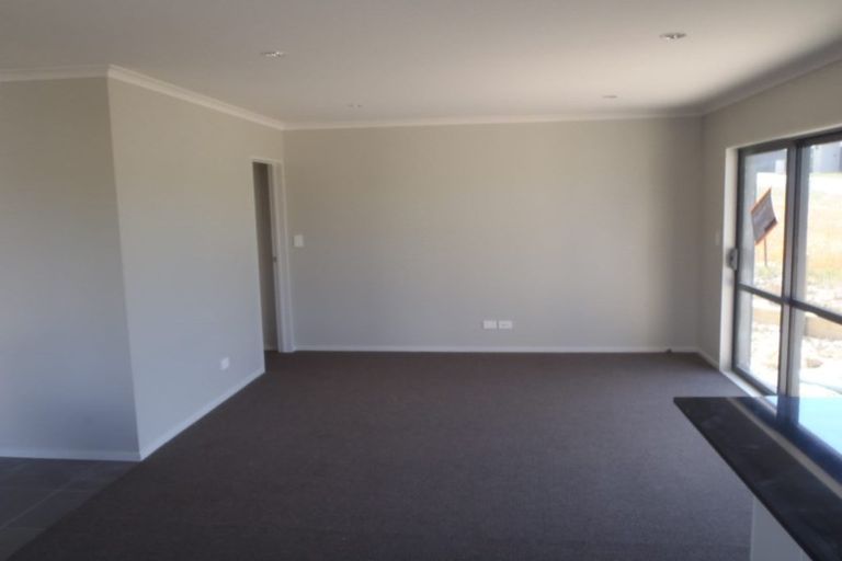 Photo of property in 39 Westgate Drive, Westgate, Auckland, 0614