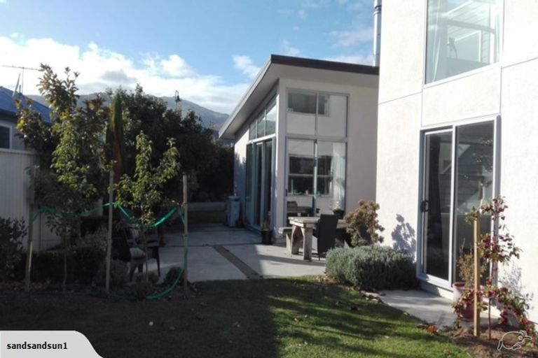 Photo of property in 9 Matthews Crescent, Cromwell, 9310