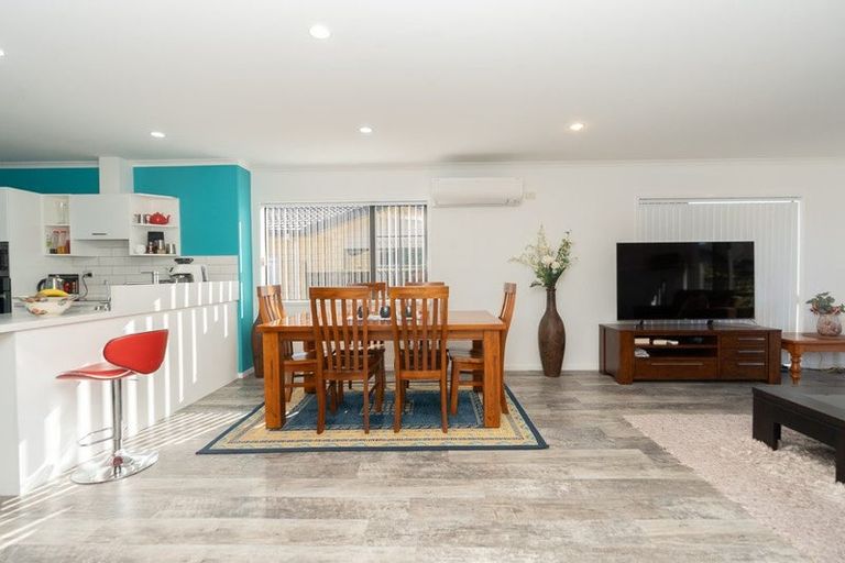 Photo of property in Bramley Gardens, 3/24 Turnbury Court, Rototuna, Hamilton, 3210