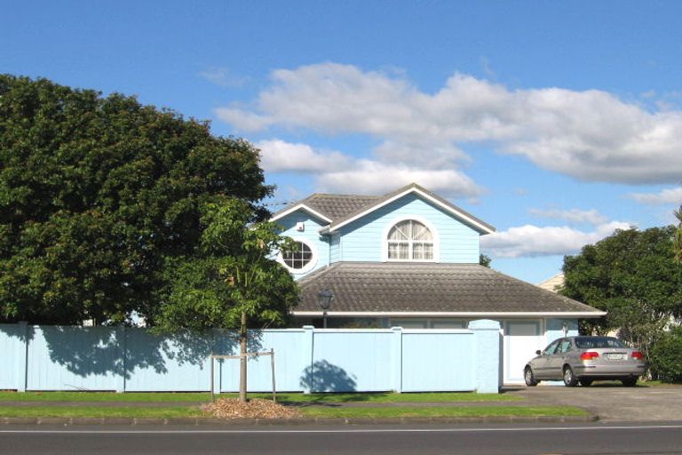 Photo of property in 20 Whitford Road, Howick, Auckland, 2014