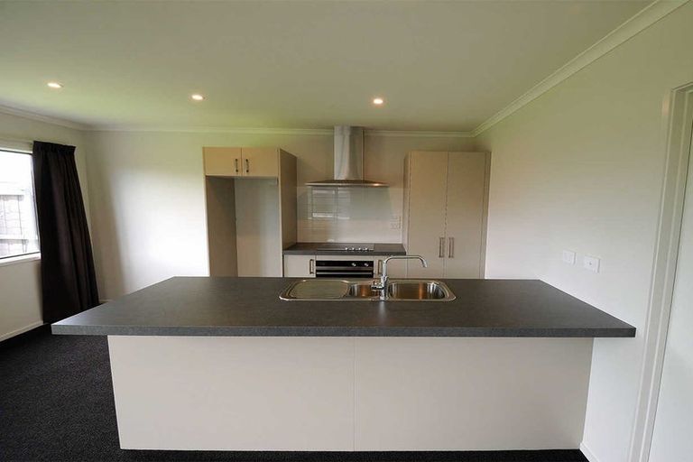 Photo of property in 25 Ragley Way, Rolleston, 7615