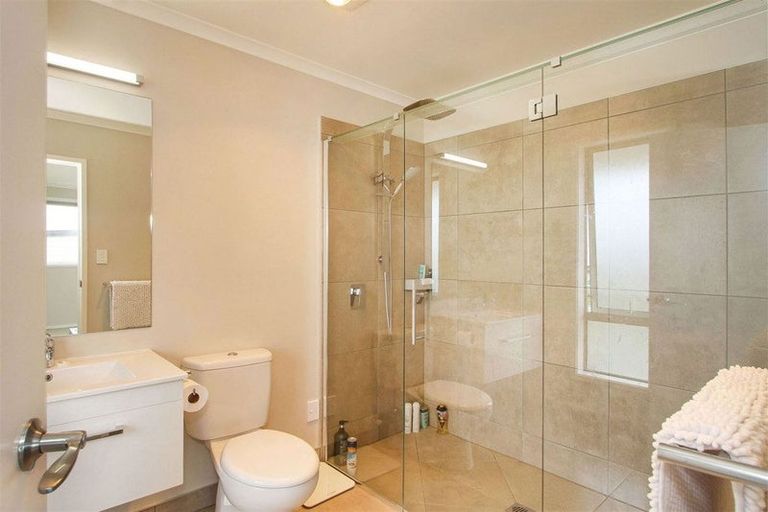 Photo of property in 2 Mutetai Road, Clarks Beach, 2122