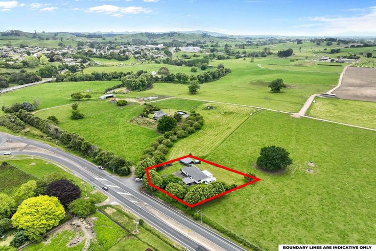 Photo of property in 15 State Highway 5, Tirau, 3410