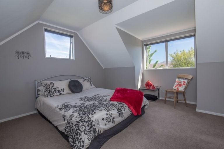 Photo of property in 42 Frye Crescent, Albert Town, Wanaka, 9305