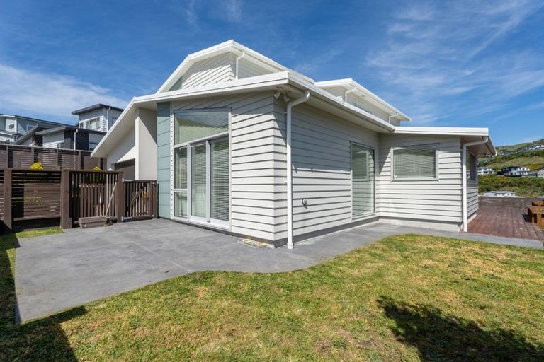 Photo of property in 10 Crompton Avenue, Churton Park, Wellington, 6037