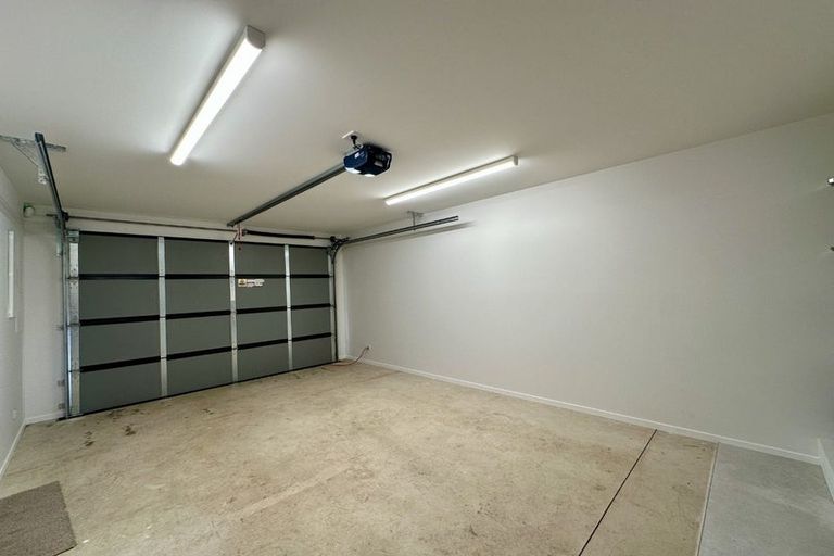 Photo of property in 17 Gibson Crescent, Naenae, Lower Hutt, 5011